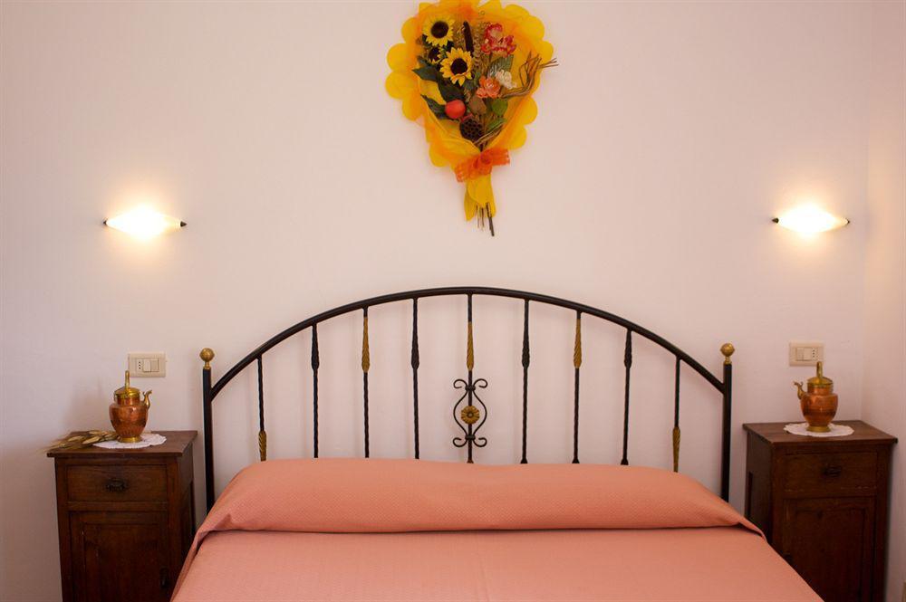 Agriturismo Sant' Ansano Guest House Castiglione d'Orcia Exterior photo